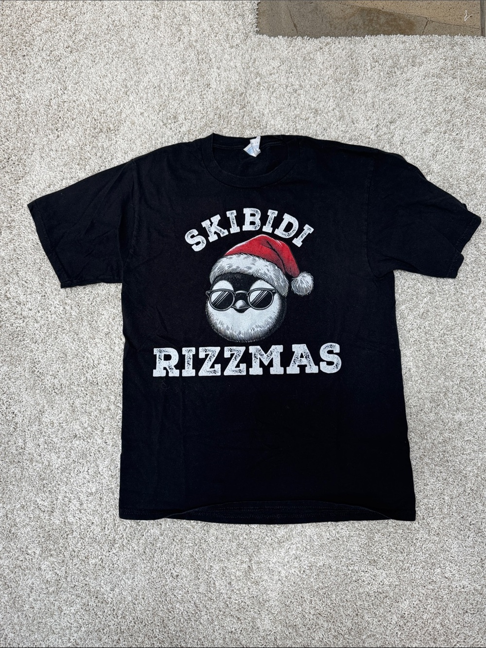 Humorous Christmas T-Shirt! Men’s Adult Small